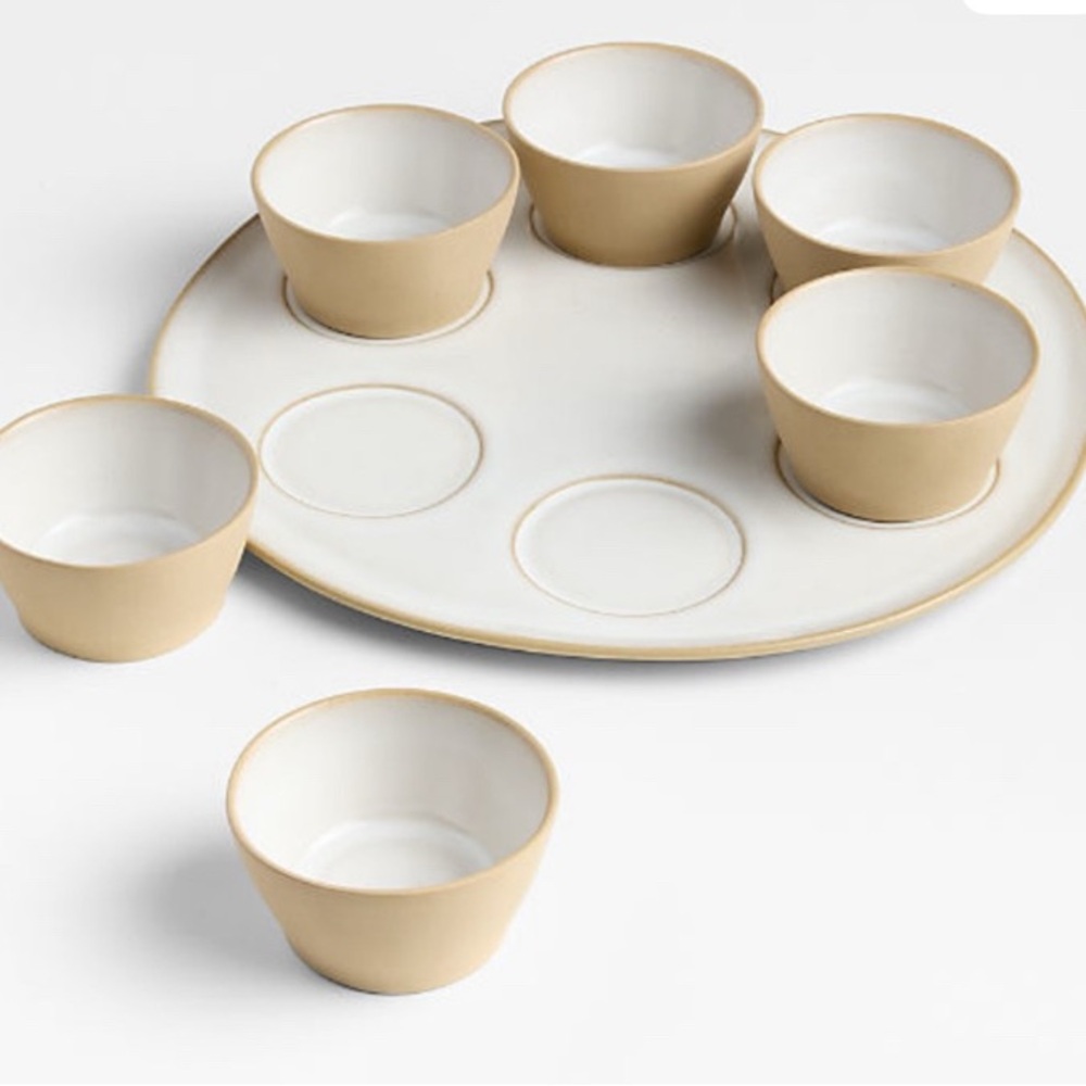 Elegant White and Gray Dinnerware Set